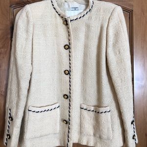 Chanel jacket - AUTHENTIC- size 44 Cream and navy